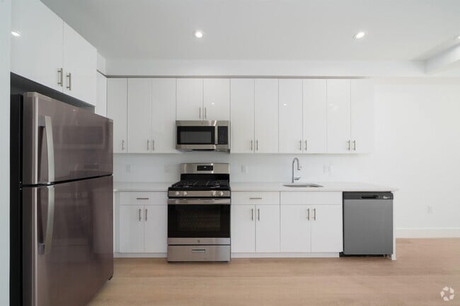 Building Photo - 3309 Liberty Ave Rental
