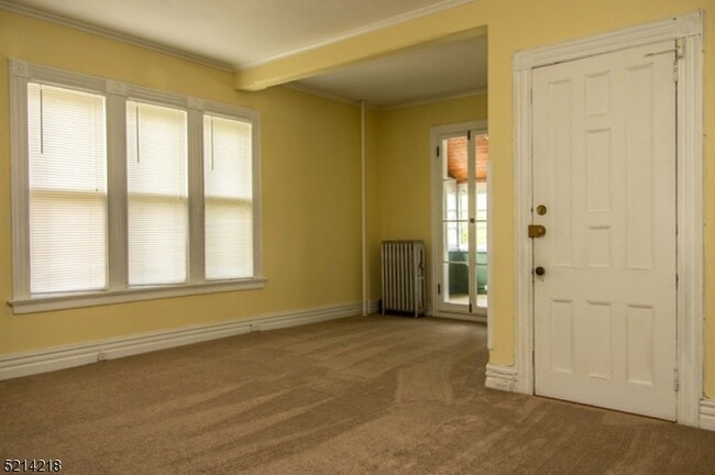 Photo - 275 Claremont Ave