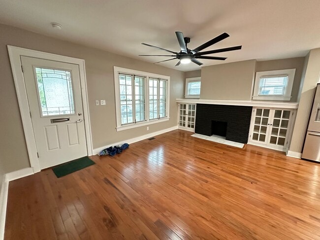 Photo - Deming Ave 2697-2699 NSLLC Unidad 2697