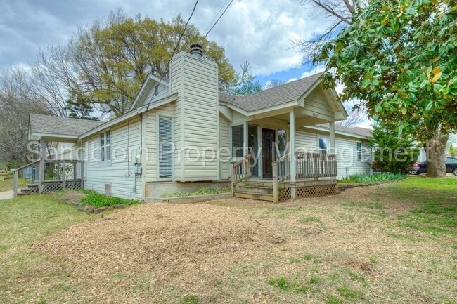 Photo - FOR LEASE | Tulsa | $1500 Rent | 3 Bed, 2 Bath Home