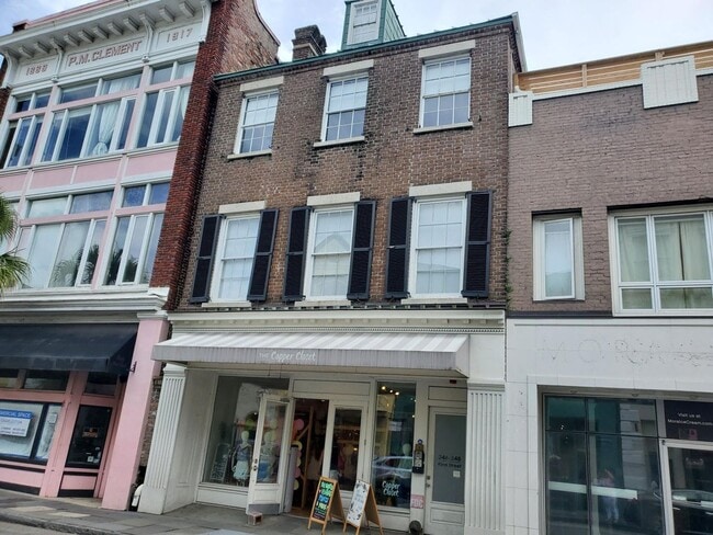 Photo - Fully Furnished Downtown Rental Available June 1st!!!