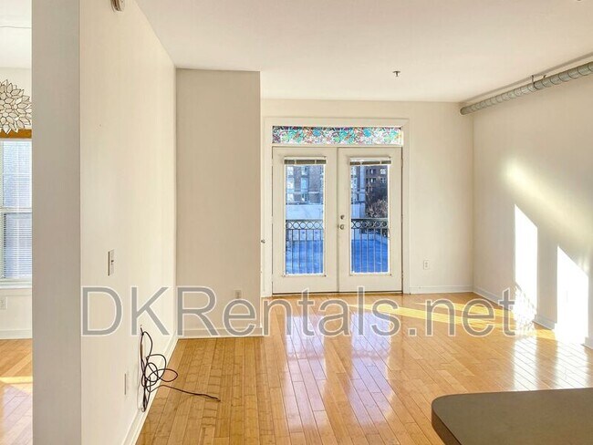 Photo - 800 Peachtree St NE