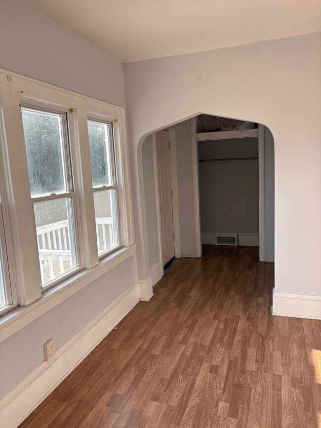 Photo - 3352 N Richards St