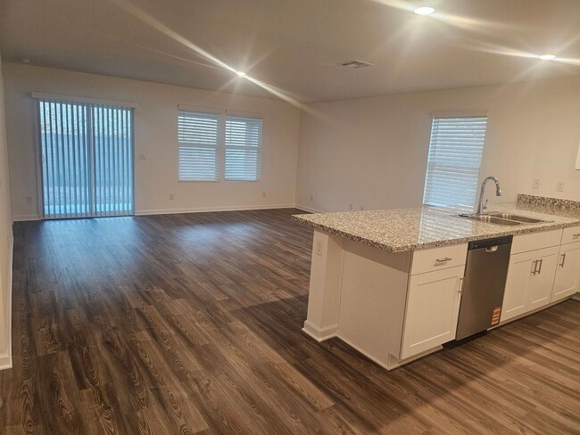 Photo - 1724 Diablo Dr