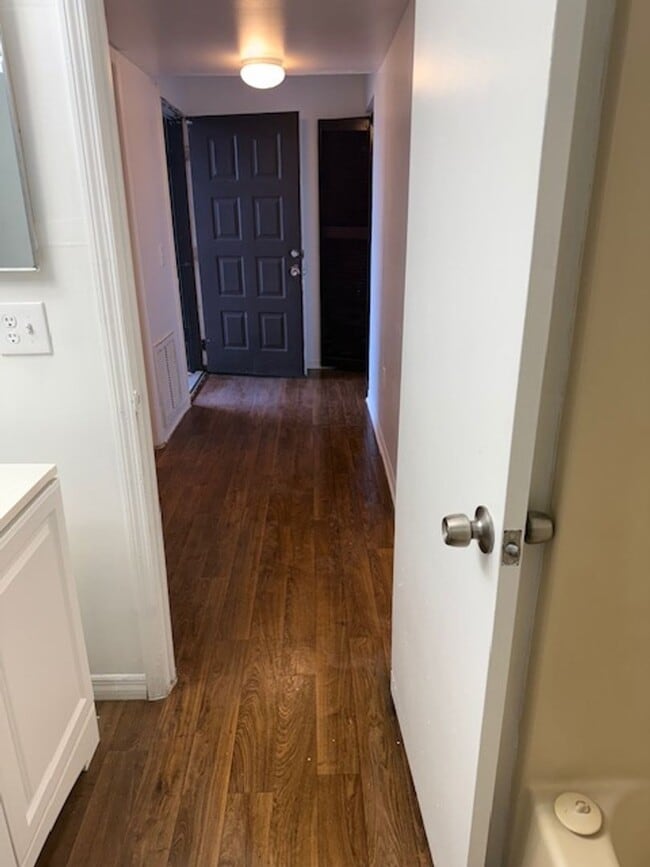 Photo - Coral Gardens one bedroom condo Unit P793