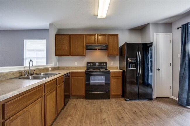 Photo - 3013 Caleb Dr