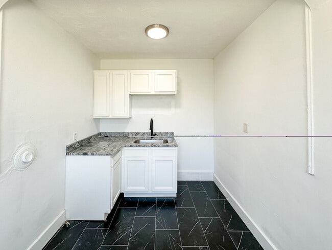 Scovel Apartments