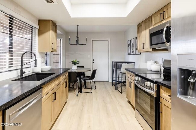 Photo - 9073 E Evans Dr