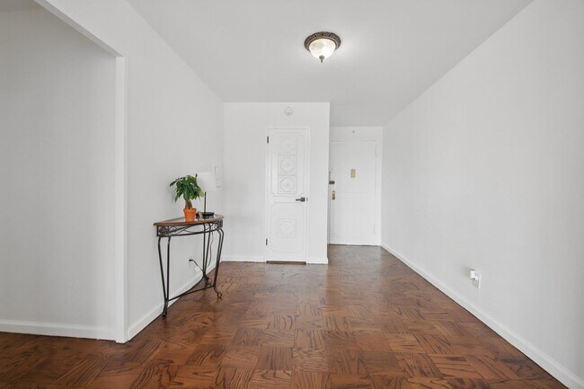 Photo - 10 Huron Ave Unit 11D