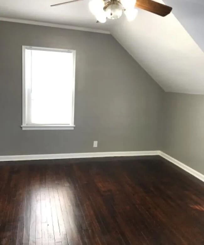 Photo - 3520 Fontenelle Blvd