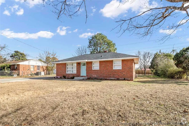 Building Photo - 4009 Glenridge Rd Rental