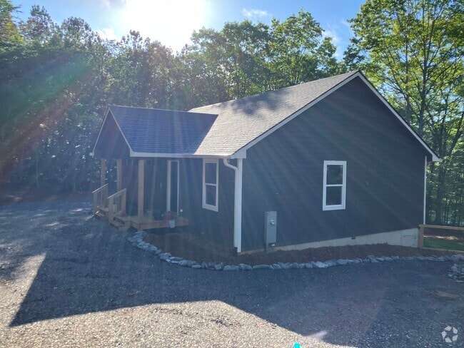 Building Photo - 3882 Mobile Rd Unit New Duplex A Rental