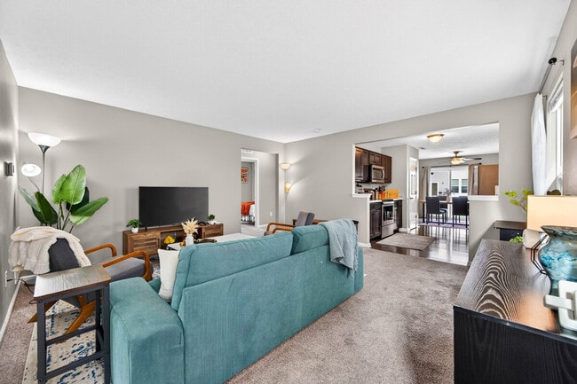 Building Photo - 2024 Shadow Creek Blvd