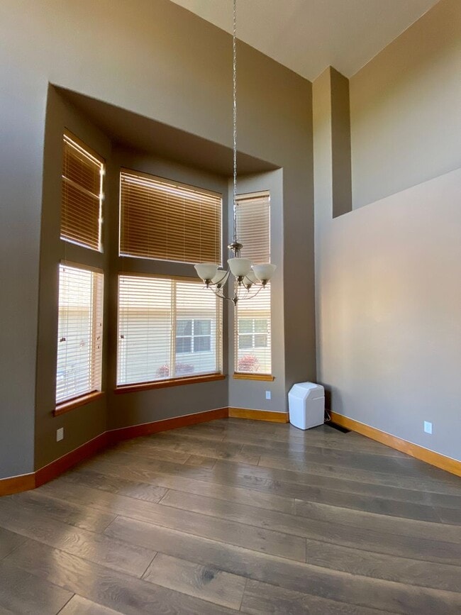 Photo - Immaculate 4 bed 3.5 Bath with Mountain Views and Unique Amenities!  Pet Friendly! Desirable 80922!
