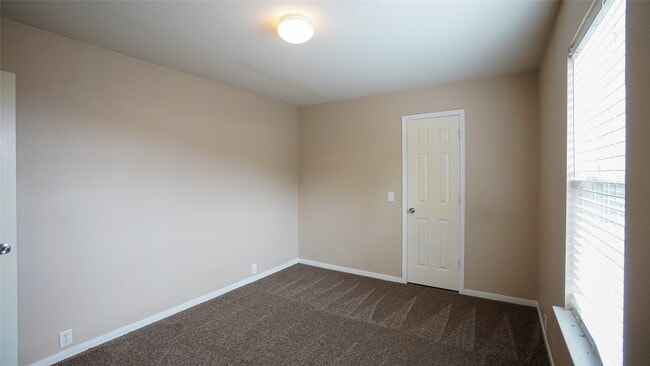 Building Photo - 16526 Bristle Creek Dr