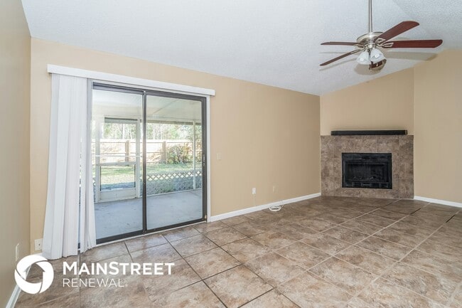 Photo - 1826 Blarney Cir