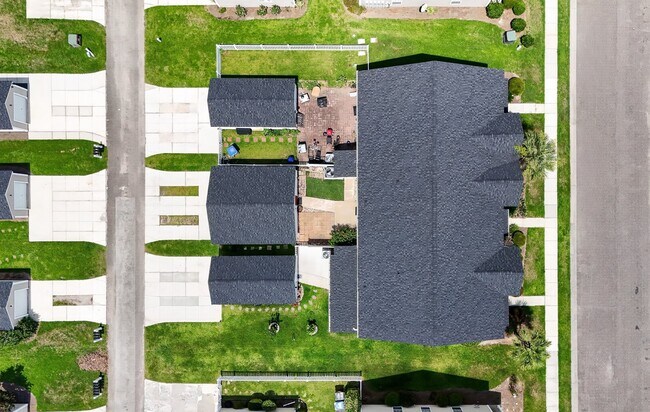 Photo - 9119 Maple Grove Dr