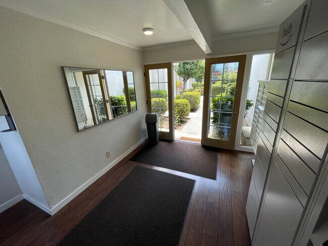 Photo - Campbell Square Apartments