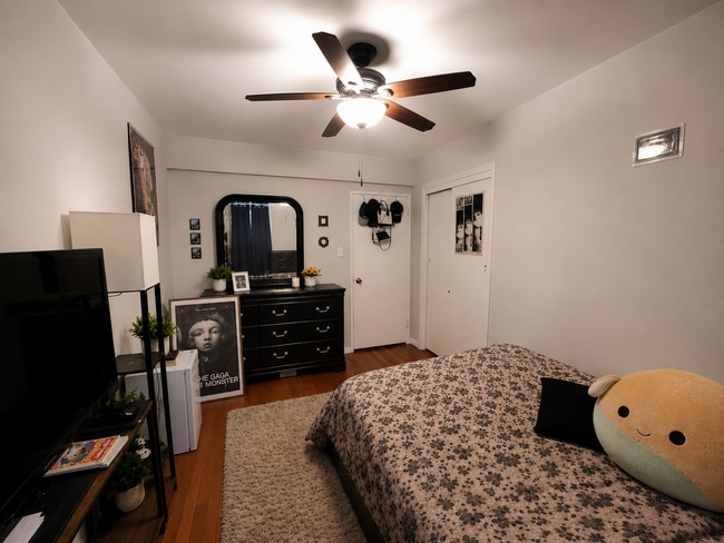 Photo - 2710 Parsons Blvd Unit 1