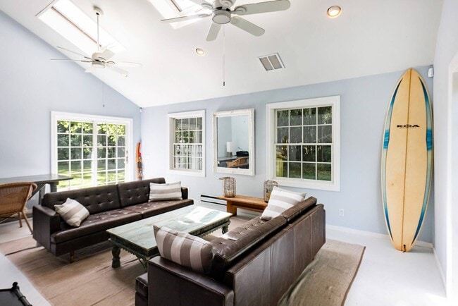 Photo - 29 Meadows E