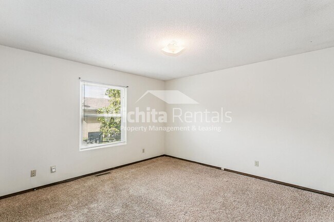 Photo - 2339 N Rutland Ct Unit 1