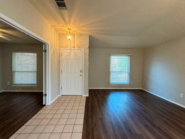 Photo - 1508 Highland Dr