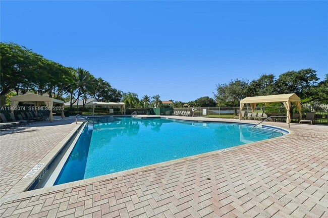 Photo - 857 Sand Creek Cir