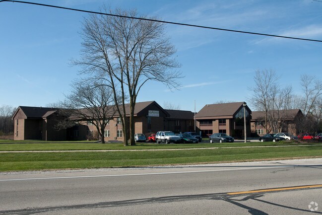 Photo - Lake Forest Apartments - 62+ Senior Housing