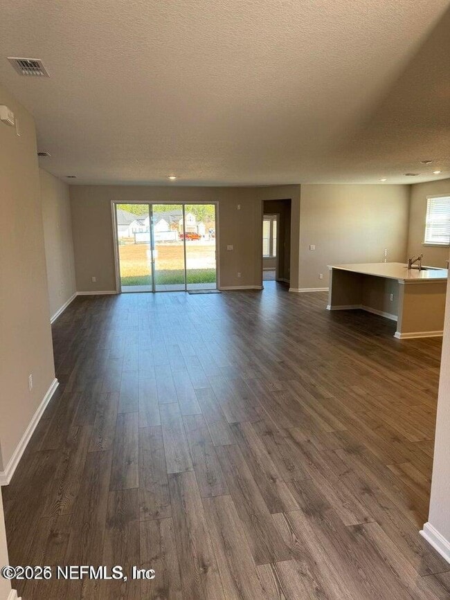 Photo - 65 Silver Heron Wy