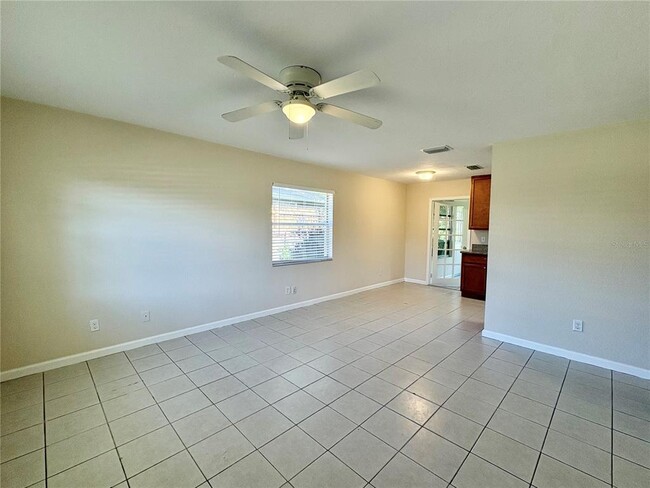 2208 16th Ave W