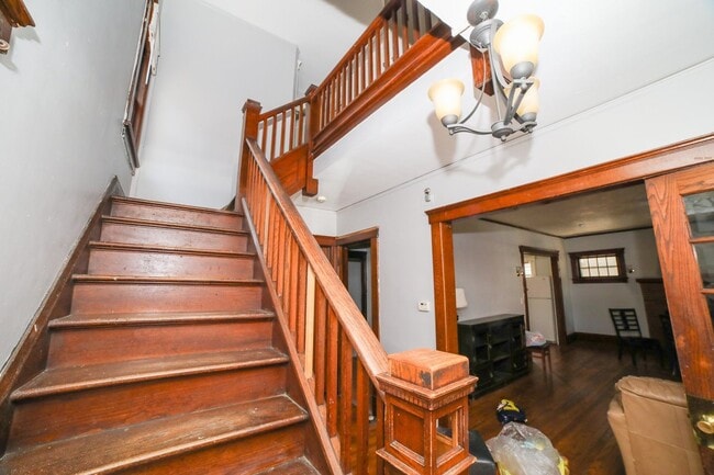 Photo - 504 Catherine St Unit 01