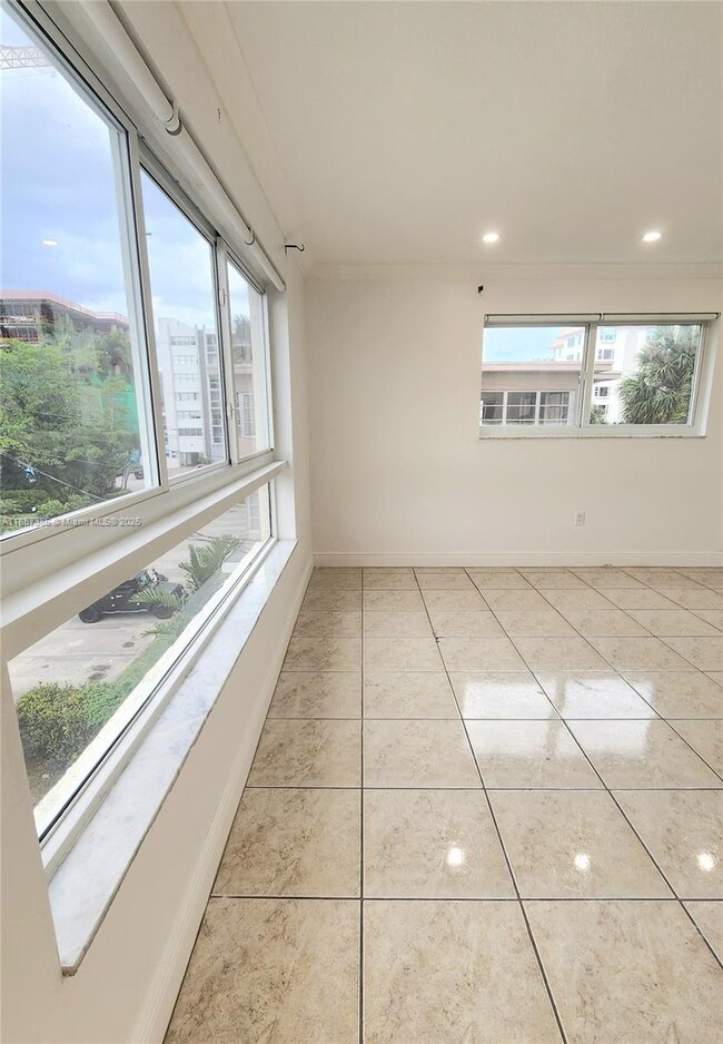 Photo - 1020 94th St Unit 301