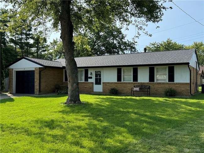 Photo - 17 Lawndale Ct House