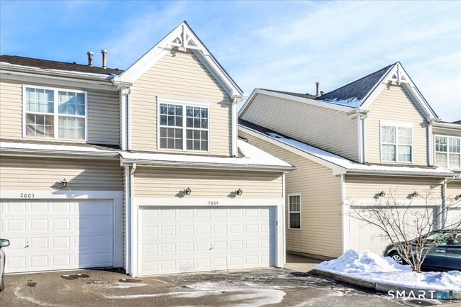 Building Photo - 2004 Eaton Ct Unit 2004