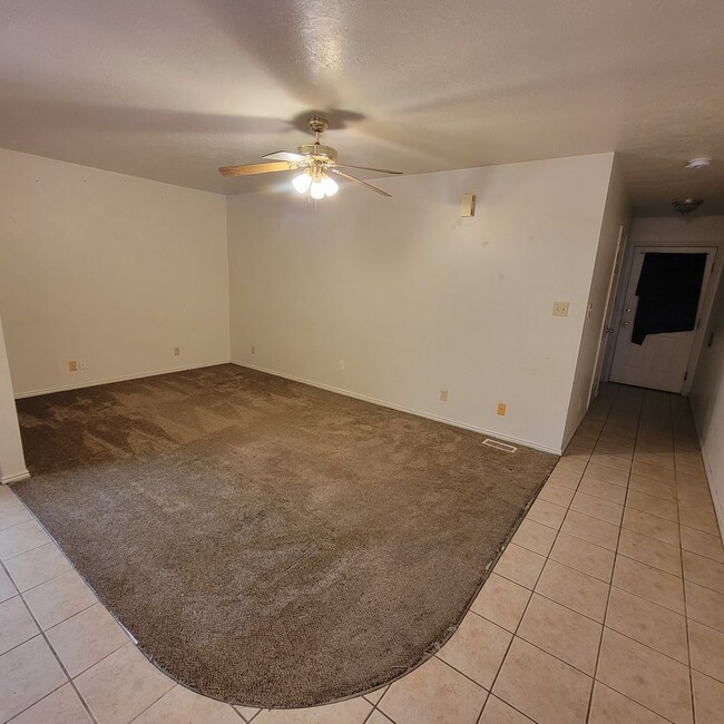 Photo - 3 Bedroom 2 Bathroom Duplex