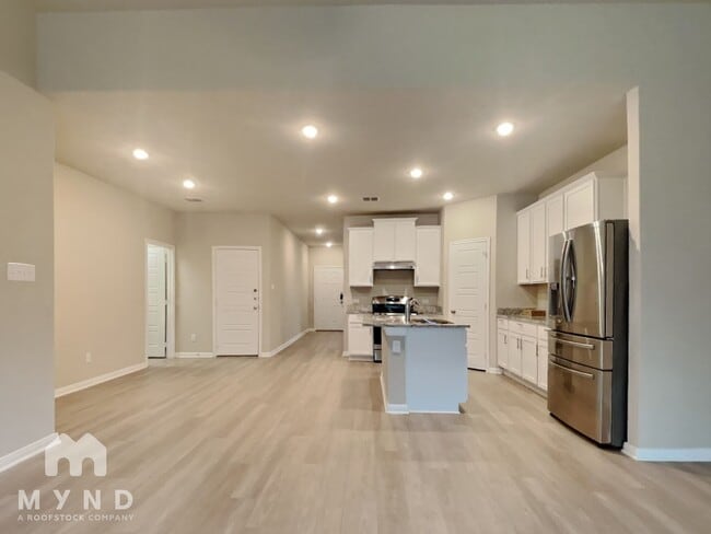 Photo - 6815 Titan Pk