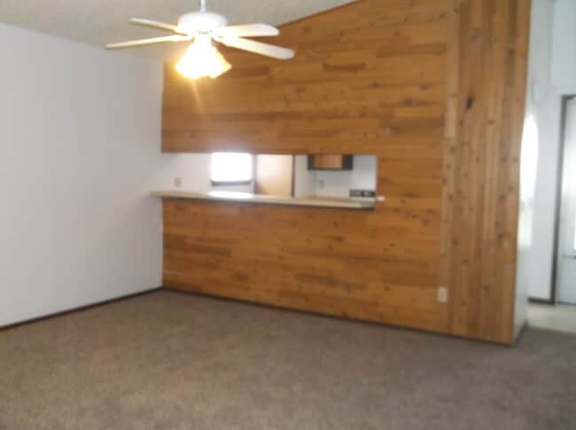 Photo - 2 Bed, 1 1/2 Bath, 1 Car Garage