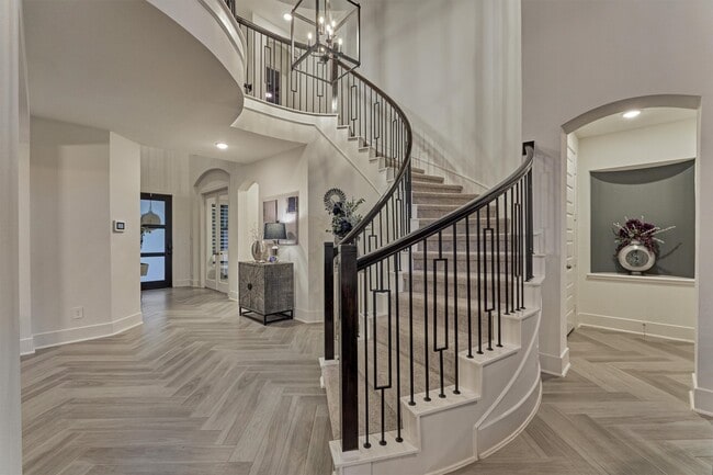 Photo - 407 Tulip Tree Ct