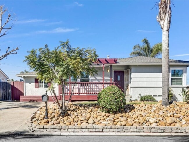 Photo - Spacious 4 Bed, 2 Bath Home in La Mesa with Detached Garage!