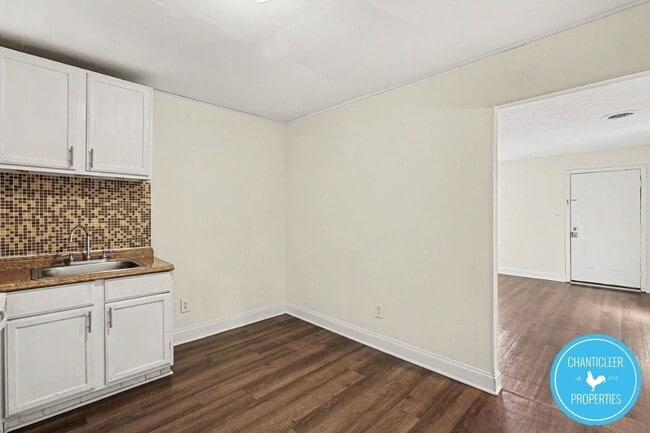 Photo - 113 Florence St Unit 13