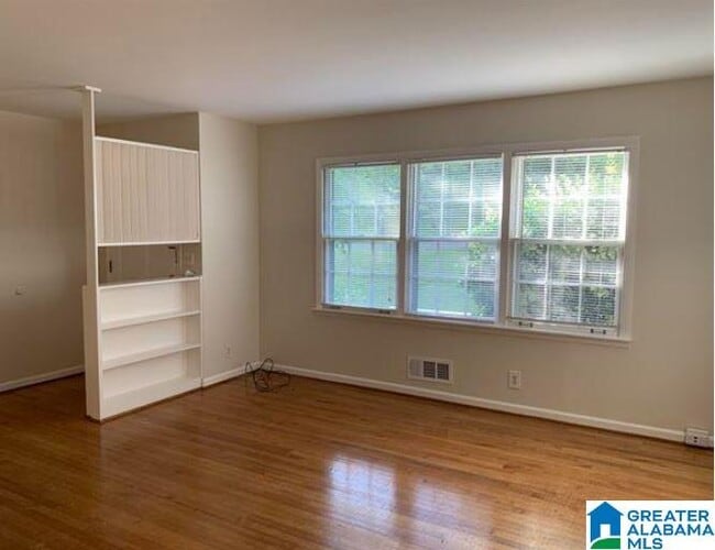 Photo - 3959 Montclair Rd Unit 3959
