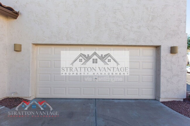 Photo - 544 N Alma School Rd