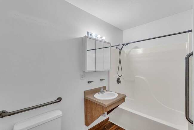 Photo - Spring Hill Villas