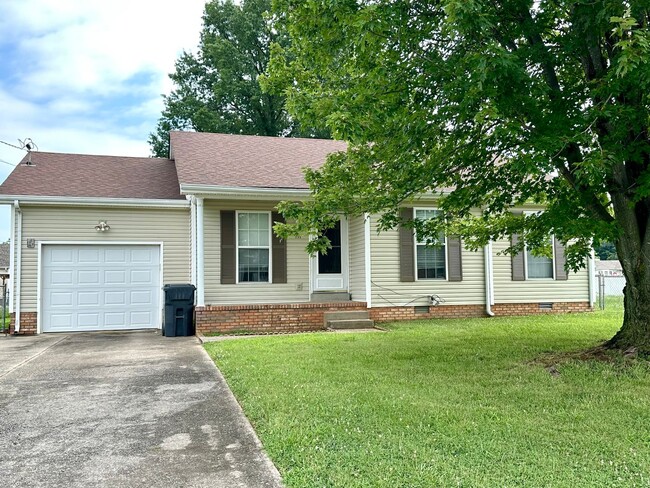 Building Photo - 531 Gainey Dr