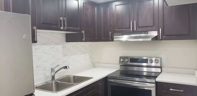 Photo - 20 Juniper Cres