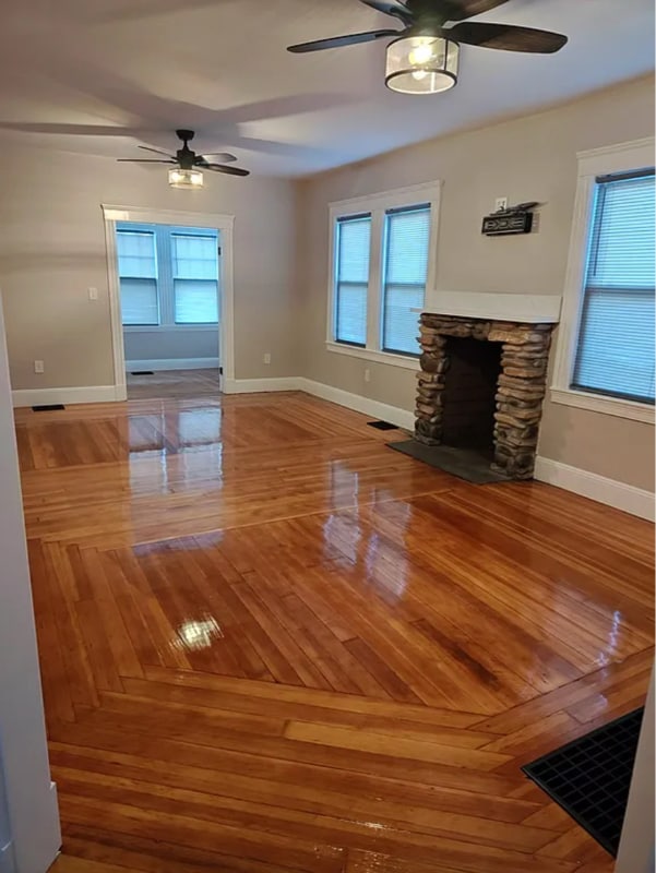 Photo - 1388 Central St