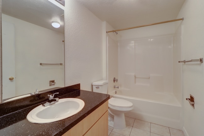 Photo - 2675 50th Ave N Unidad 111