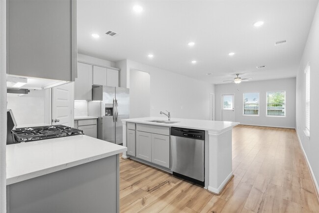 80 Ashe Juniper Wy