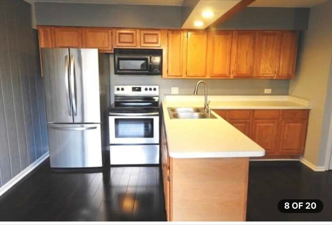 Photo - 3318 Berwyn Ave Unit 229