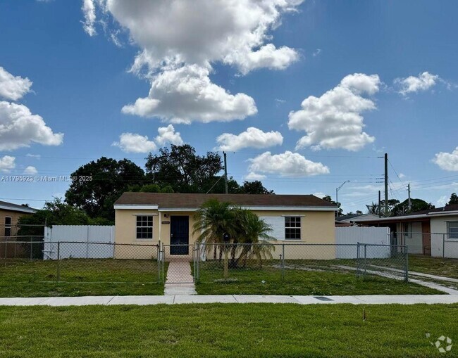Building Photo - 15111 NW 32nd Ave Rental